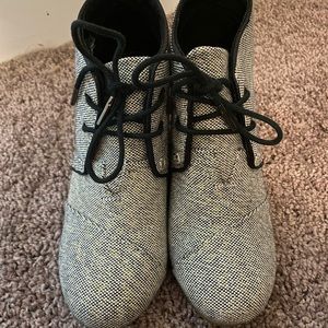 Toms Wedge Bootie